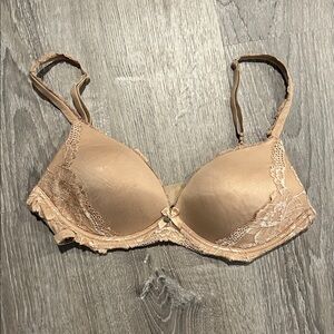 Victoria's Secret Lace Body by Victoria Tan Bra